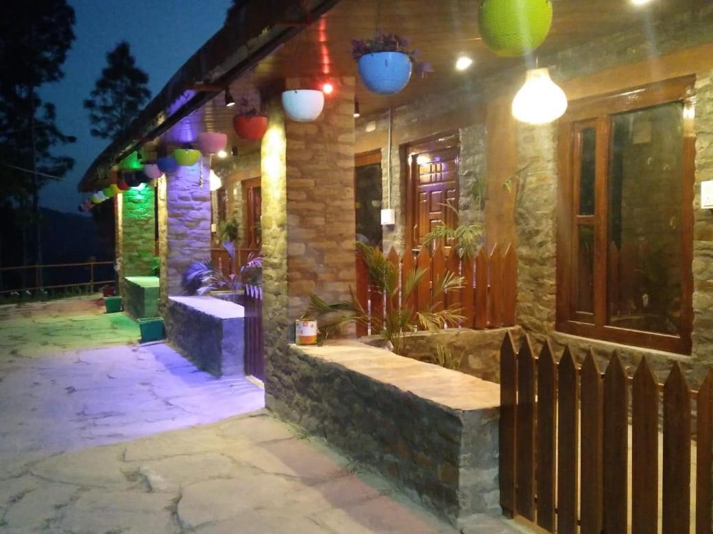 Nature Villaas Basa Homestay Pauri المظهر الخارجي الصورة