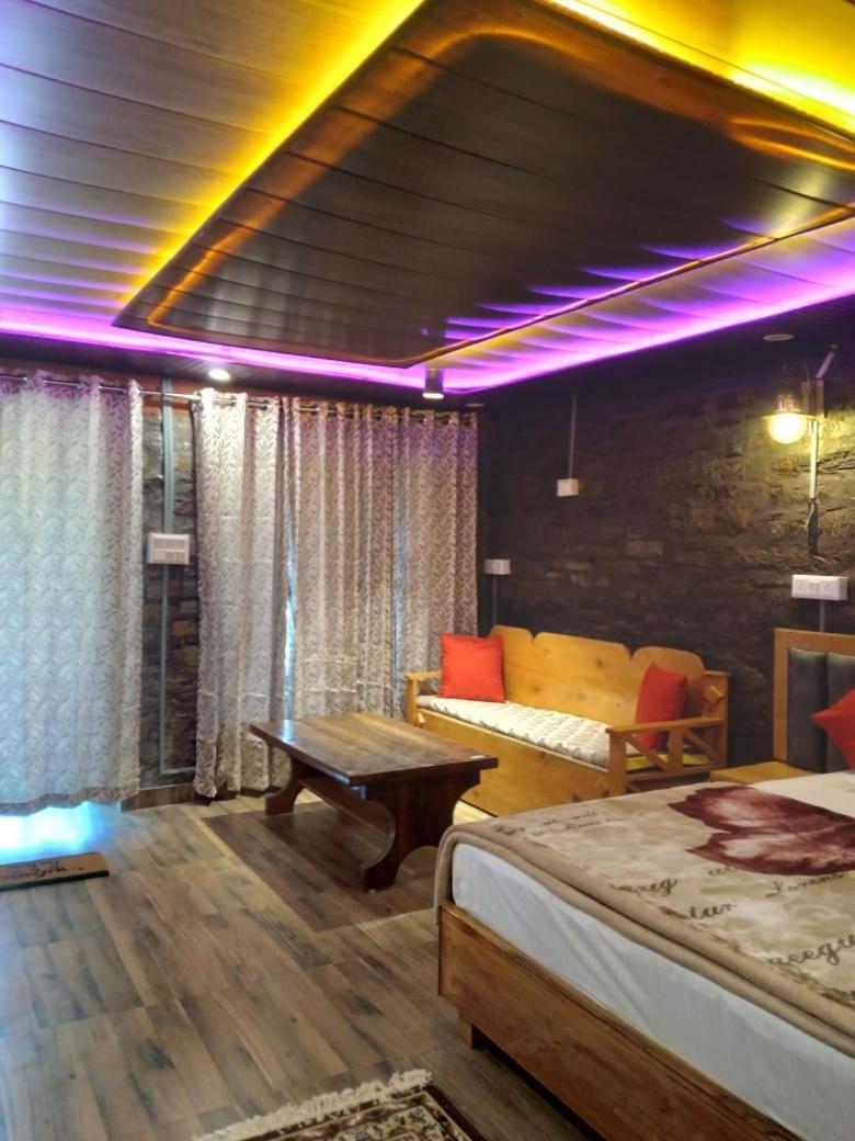 Nature Villaas Basa Homestay Pauri المظهر الخارجي الصورة