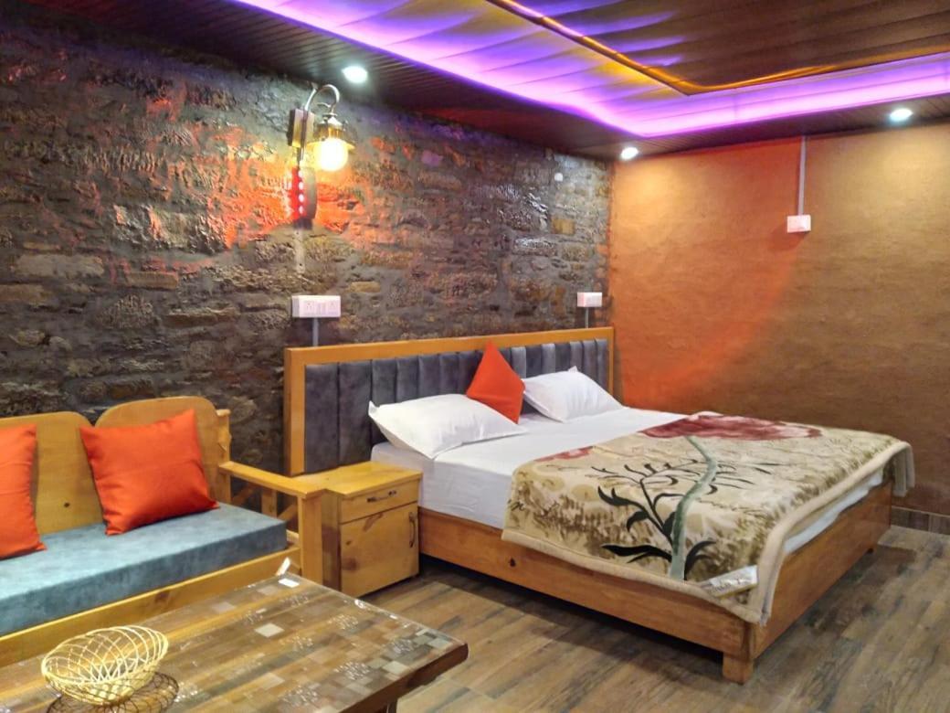 Nature Villaas Basa Homestay Pauri المظهر الخارجي الصورة