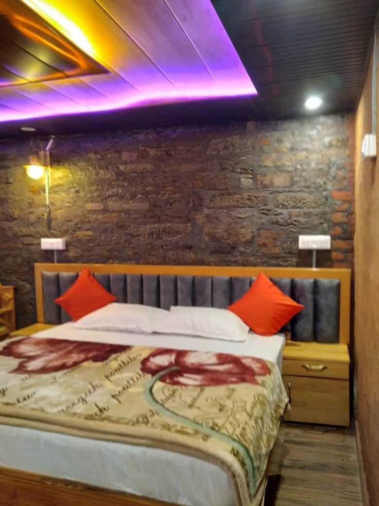 Nature Villaas Basa Homestay Pauri المظهر الخارجي الصورة