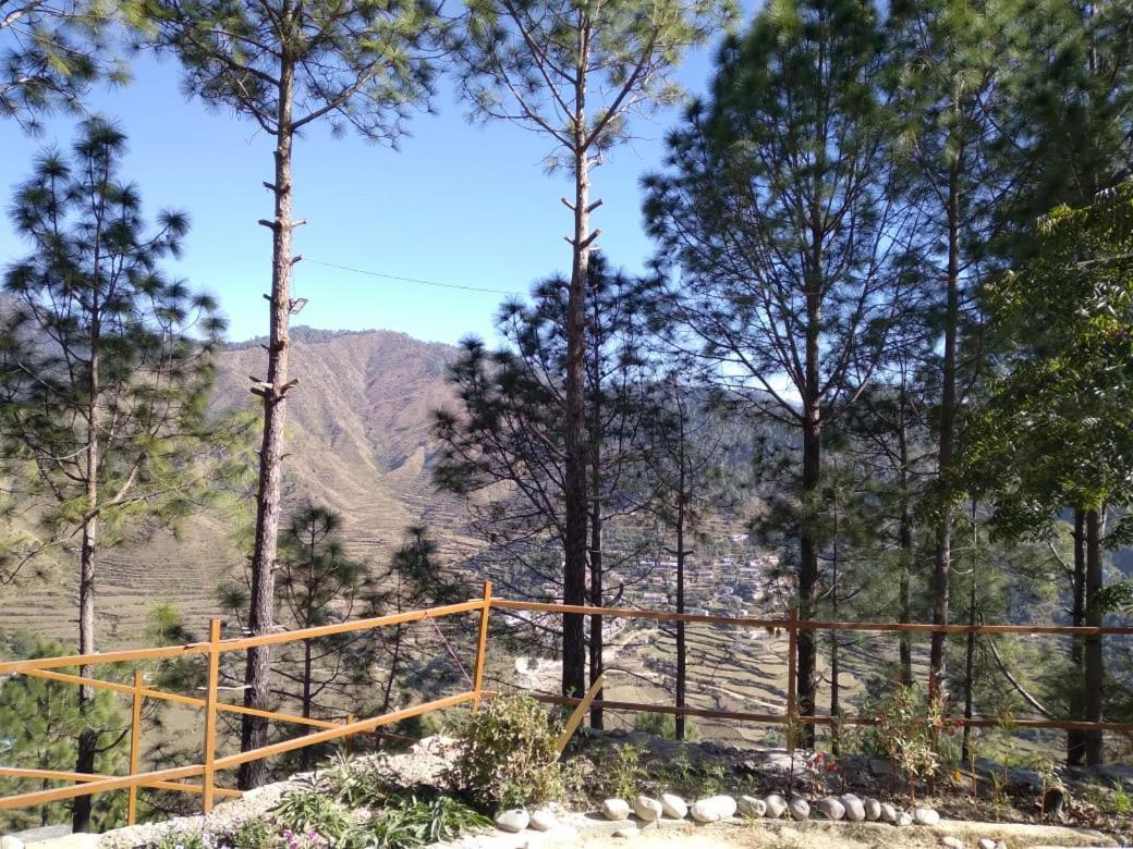 Nature Villaas Basa Homestay Pauri المظهر الخارجي الصورة