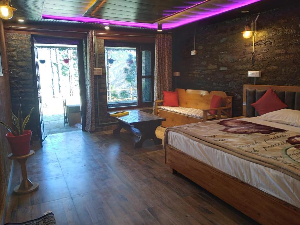 Nature Villaas Basa Homestay Pauri المظهر الخارجي الصورة