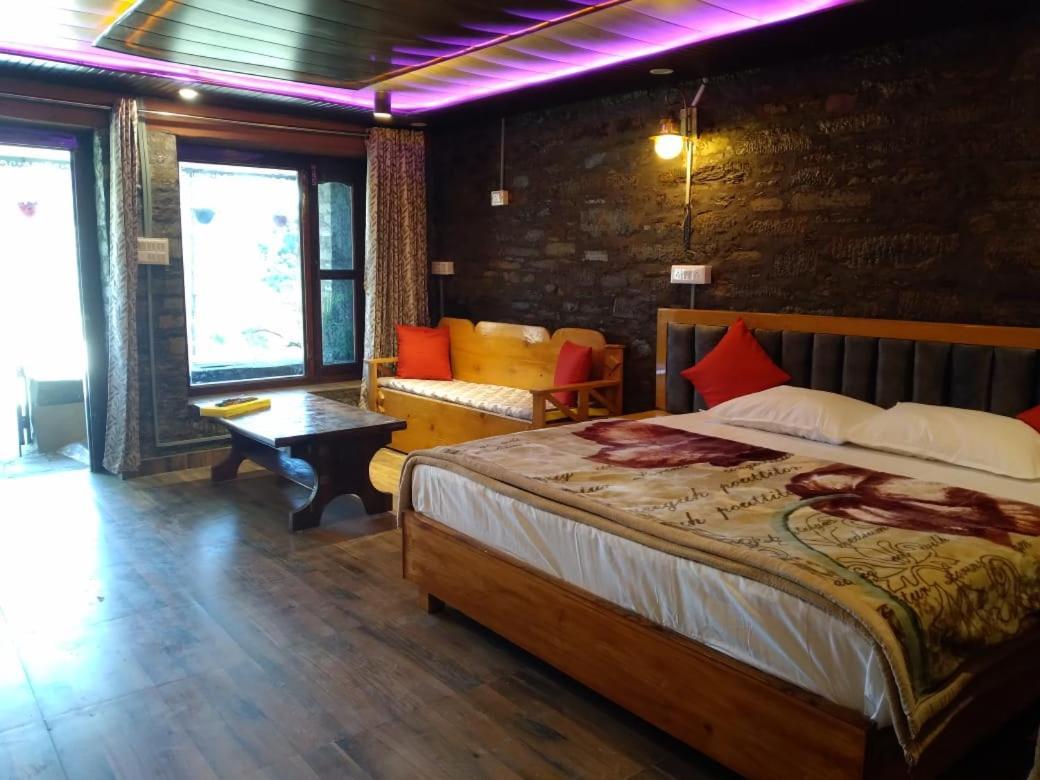 Nature Villaas Basa Homestay Pauri المظهر الخارجي الصورة