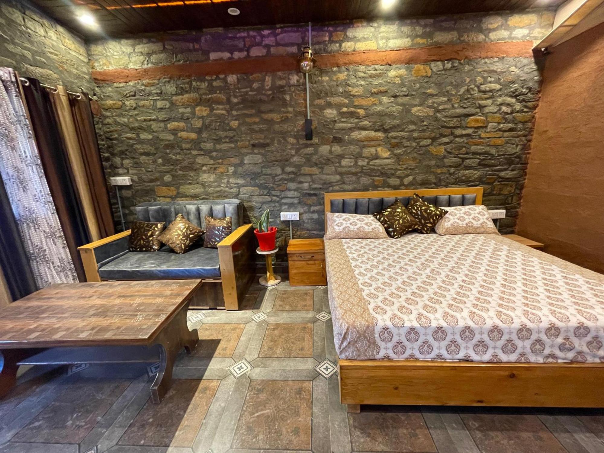 Nature Villaas Basa Homestay Pauri المظهر الخارجي الصورة