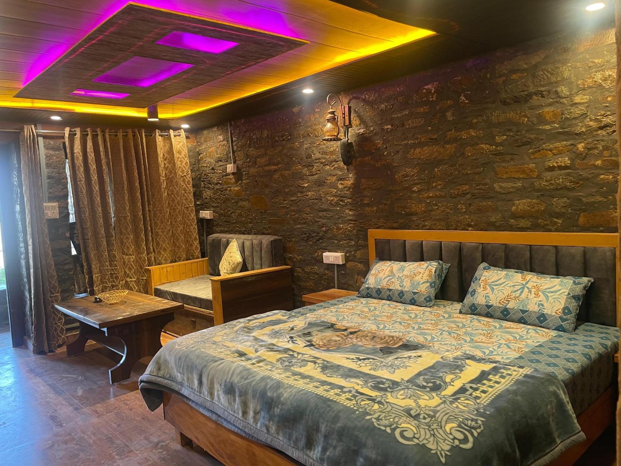 Nature Villaas Basa Homestay Pauri المظهر الخارجي الصورة