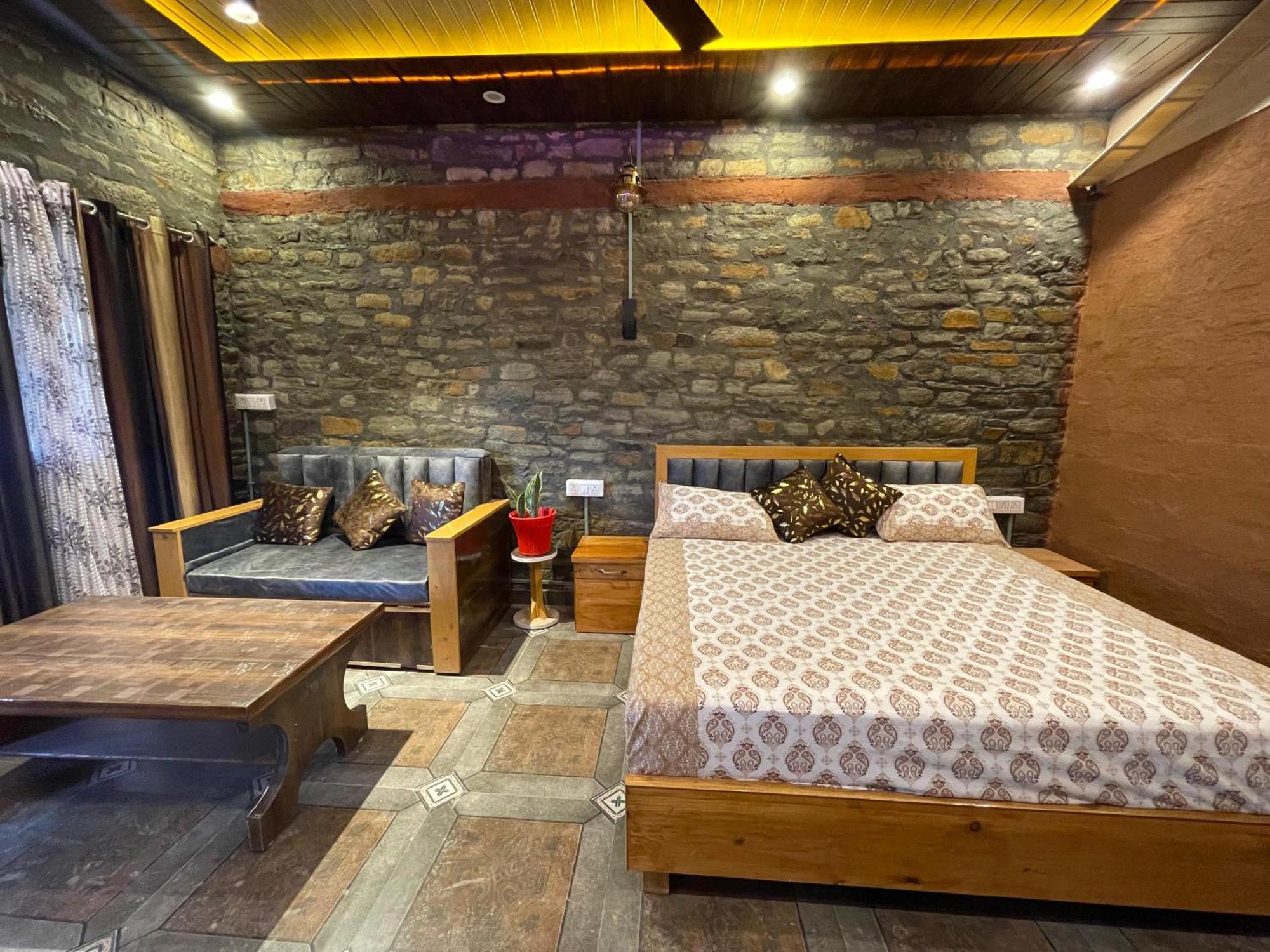 Nature Villaas Basa Homestay Pauri المظهر الخارجي الصورة